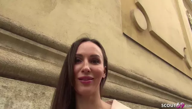 The agent took out a beautiful German on the street and gave her an anal casting.