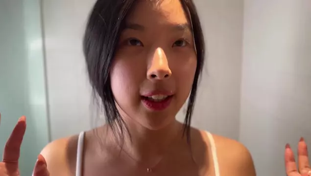 Home sex with a pretty Asian woman.